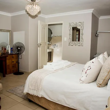 La Vida Luka - Luxury Guesthouse Pretoria Exterior photo